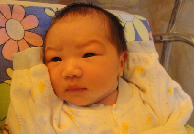 寶寶出生的體重標(biāo)準(zhǔn) 體重太輕易患這些病