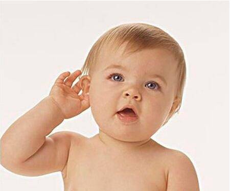 媽媽要注意 這些表現(xiàn)說明寶寶聽力異常