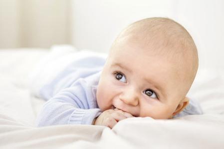 寶媽寶爸看過來 13個月寶寶發(fā)育指標在這里