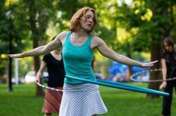 呼啦圈的五大減肥方法 呼啦圈減肥法的注意事項