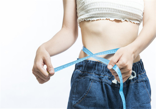 如何才能減小腹  管住嘴邁開腿