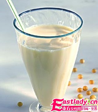 豆?jié){PK牛奶 哪個更能減肥