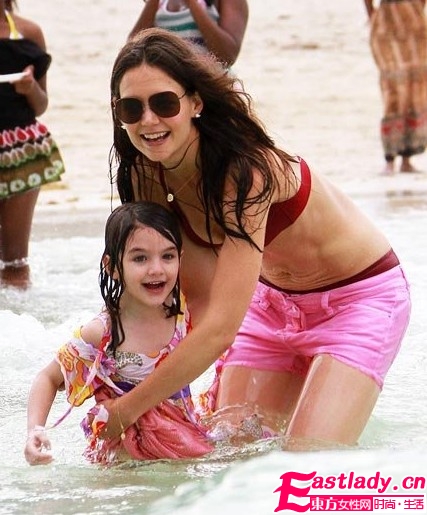 學(xué)當紅明星們?nèi)绾纬晒κ萆? width=