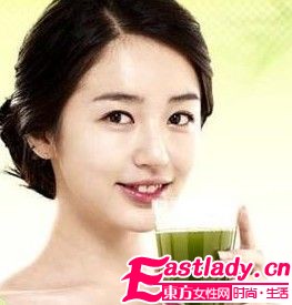 一日見(jiàn)效 冬季喝水瘦身法