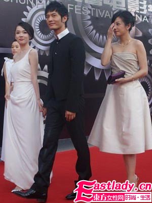 蔡依林又爆緋聞甘當(dāng) 柴可夫 司機(jī) 明星混亂情那點(diǎn)事