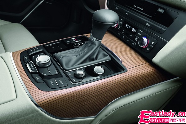 AUDI新A6導(dǎo)入混合動(dòng)力車型 營造出跑車般動(dòng)感氣息