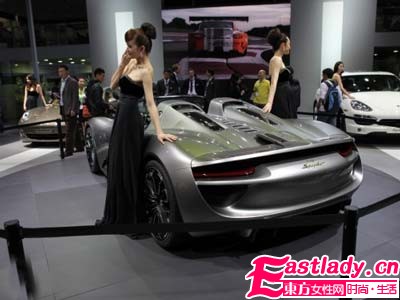 保時(shí)捷918 Spyder宣布量產(chǎn) 豪華預(yù)告圖曝光