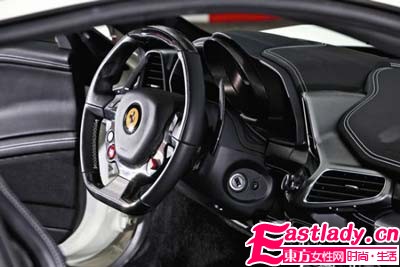 Oaklay法拉利的巔峰對決 小個子演繹漂移絕技