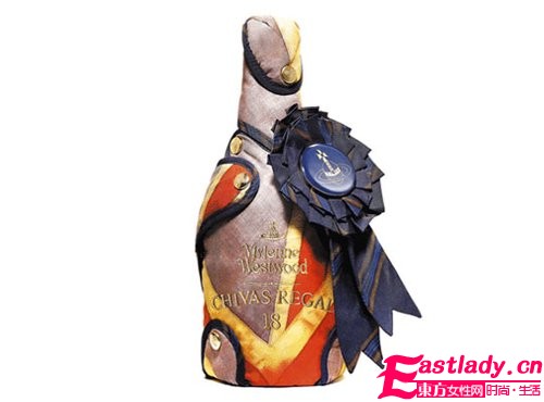 西太后轉(zhuǎn)型設(shè)計酒瓶包裝 專屬Chivas的朋克外套