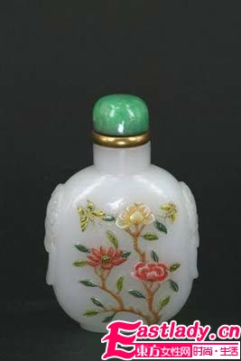 經(jīng)典煙壺三絕登場(chǎng)       收藏價(jià)值的全力評(píng)判