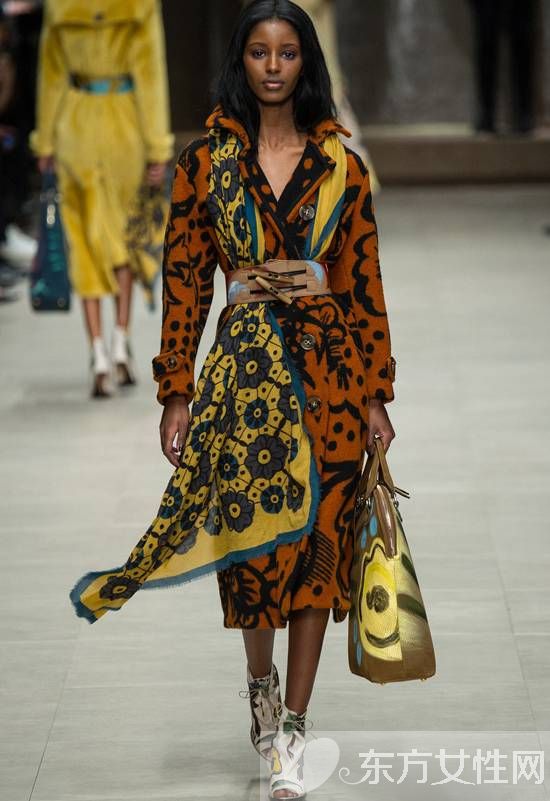 70年代時(shí)尚元素風(fēng)格推薦 時(shí)尚與經(jīng)典的完美結(jié)合