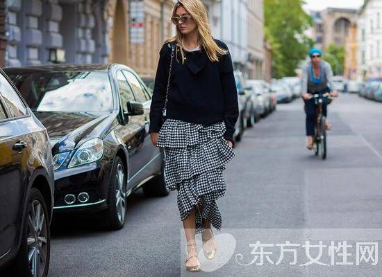 這個(gè)春天 少哪件單品都不能少圓領(lǐng)針織衫