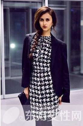 秋冬衣服這么搭 時(shí)髦精們的保暖小秘訣