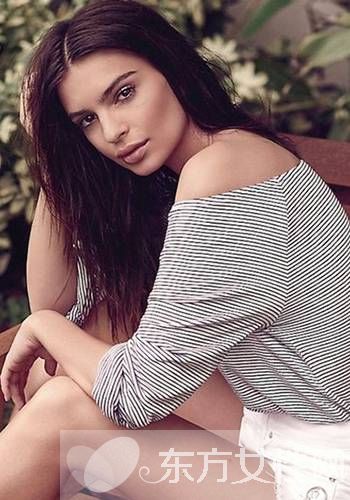 條紋t恤怎么搭配更潮更好看 看看明星們的完美示范