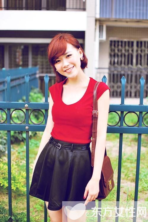 黑色系列夏日連衣裙 高貴酷酷的街拍范