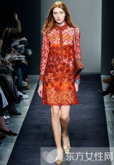 蕾絲連衣裙性感穿搭 不但涼爽舒適還百分百女人味