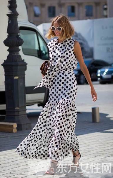 甜美復(fù)古波點(diǎn)裙推薦 怎么穿怎么美的不二之選