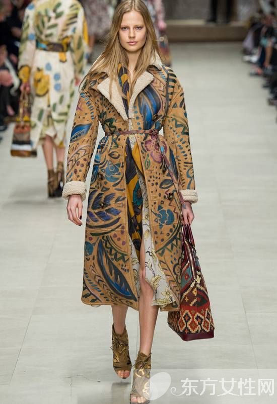 70年代時(shí)尚元素風(fēng)格推薦 時(shí)尚與經(jīng)典的完美結(jié)合