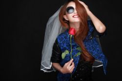 矮個(gè)女生時(shí)尚混搭風(fēng)格 這么穿完美比例就出來了