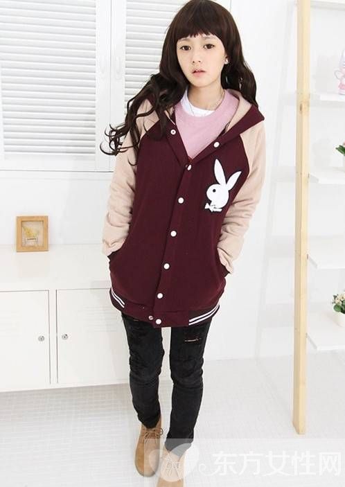 棒球服這么搭配 保暖御寒又潮流