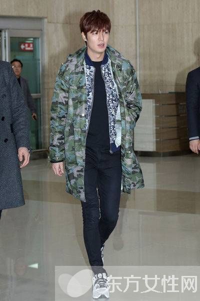 迷彩棉服搭配小妙招 這么穿必能吸睛不少