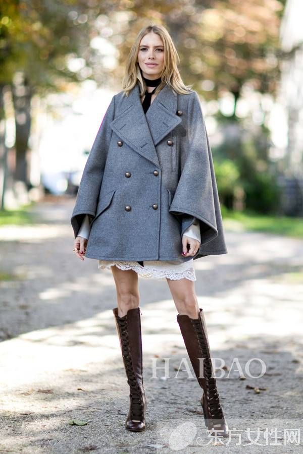 披肩外套的穿搭方法推薦 溫暖舒適的最佳選擇