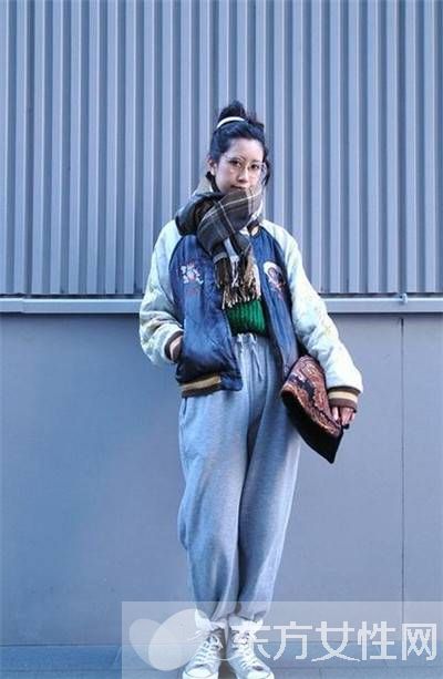 帆布鞋搭配什么褲子好看 這樣搭配既時尚又個性