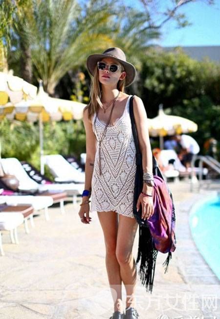 蕾絲連衣裙性感穿搭 不但涼爽舒適還百分百女人味