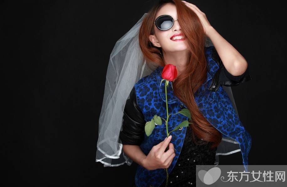 矮個女生時尚混搭風格 這么穿完美比例就出來了