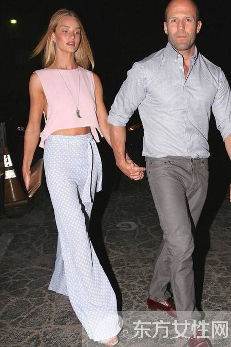 闊腿褲搭配上衣圖片 這么穿女神范兒十足哦