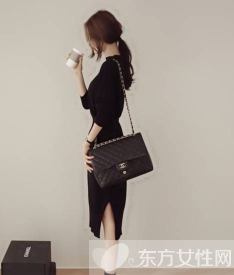 今年最流行的秋裝連衣裙 秋天這么穿太美了