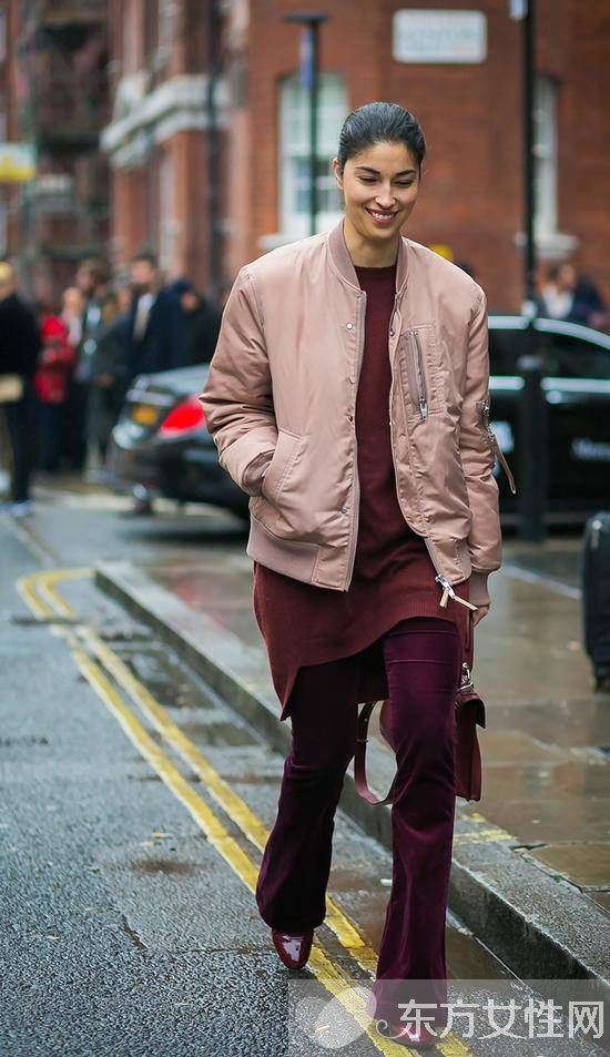 這個(gè)春天 少哪件單品都不能少圓領(lǐng)針織衫