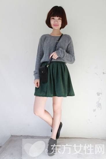 秋季女生半身裙搭配 盡顯復(fù)古時尚風(fēng)