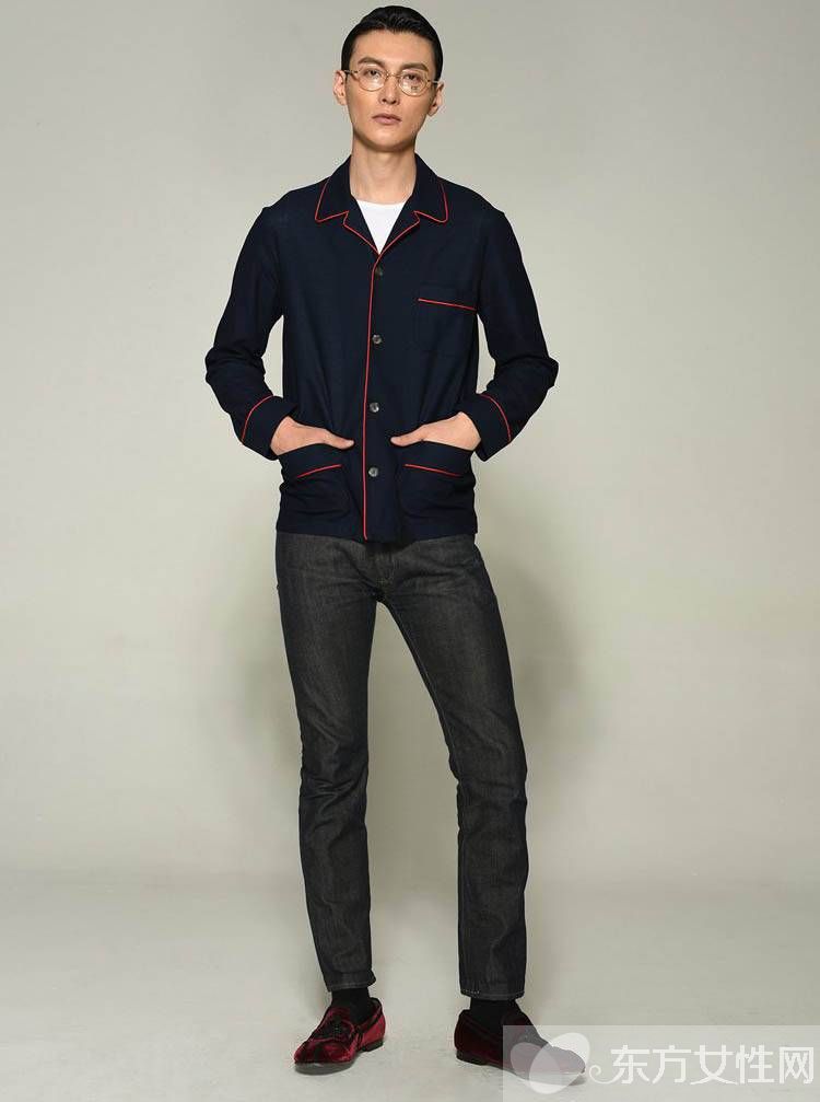 睡衣牛仔褲的巧妙搭配 休閑時(shí)尚居然一點(diǎn)都不奇怪