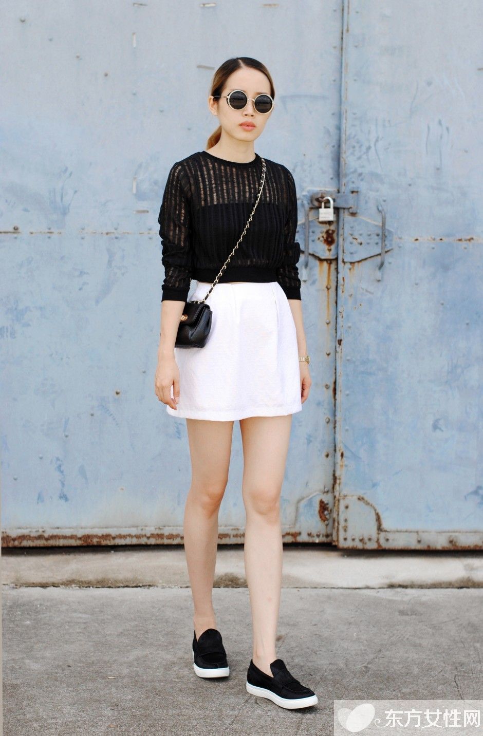 黑色系列夏日連衣裙 高貴酷酷的街拍范