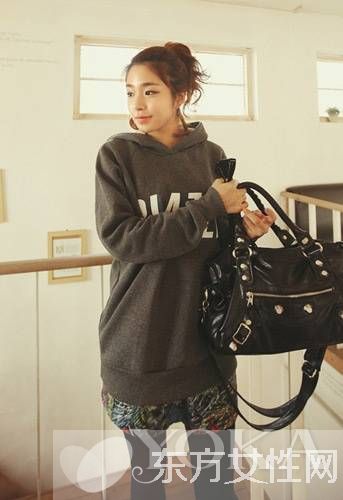 春季長衫妙搭短裙 打造新式韓范超酷裝扮