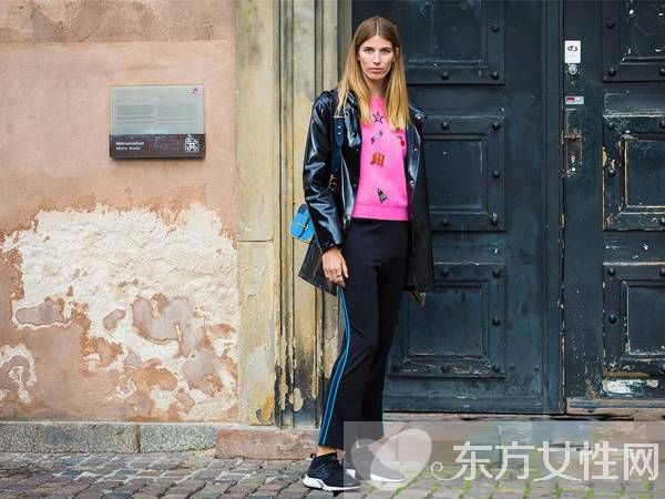 2017哥本哈根時裝周 春夏休閑街拍引領(lǐng)時尚前沿