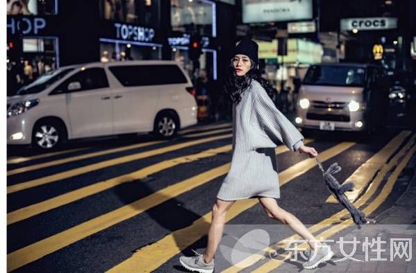 今年最流行的秋裝連衣裙 秋天這么穿太美了