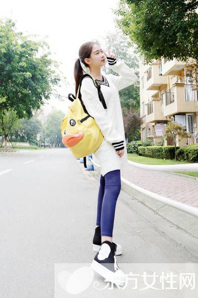 矮個(gè)子女生t恤搭配 這么搭高挑又時(shí)尚