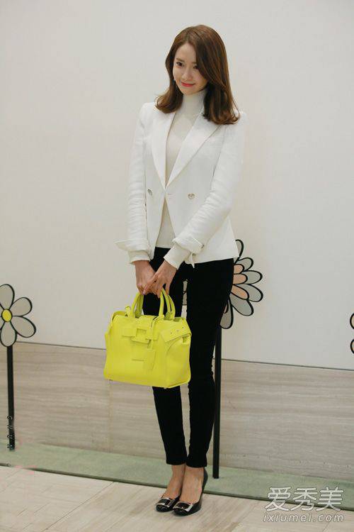 如何留住男友的心 跟林允兒學(xué)直男最愛春日搭配