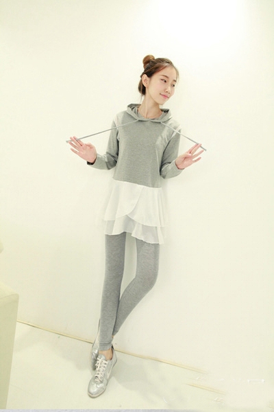 矮個(gè)子女生t恤搭配 這么搭高挑又時(shí)尚