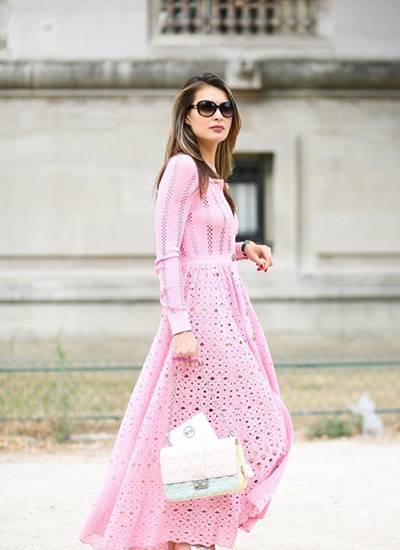 秋季長(zhǎng)裙搭配技巧 長(zhǎng)裙飄飄仙氣十足