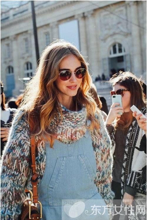 冬季時尚花色毛衣搭配 學著這樣穿準沒錯