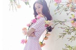 今夏必備性感美艷鏤空裙 女星們都愛瘋了