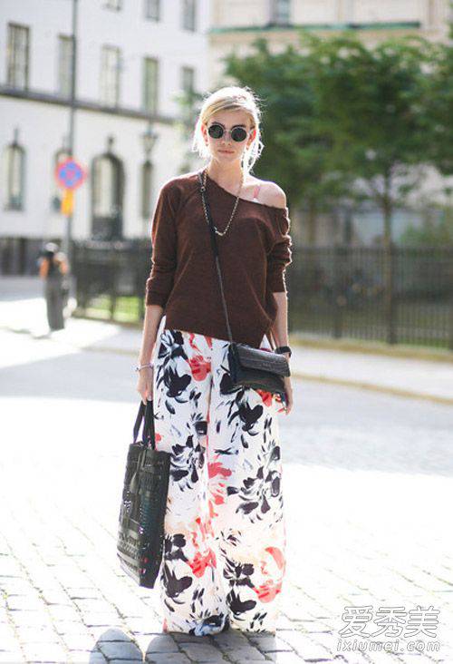 早春最佳CP穿搭 毛衣配裙子就是這么美