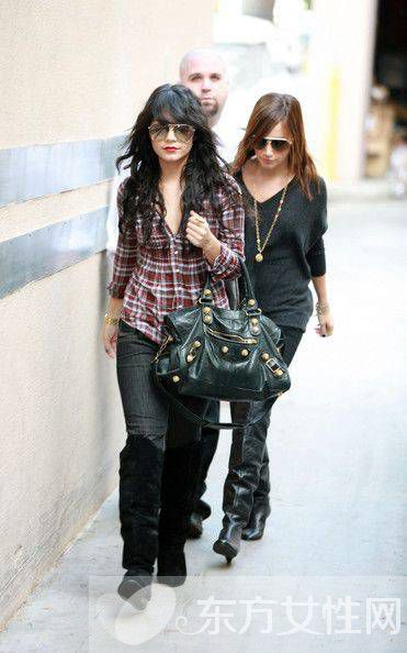 格子衫怎么搭配 各種百搭輕松穿出你的風(fēng)范兒