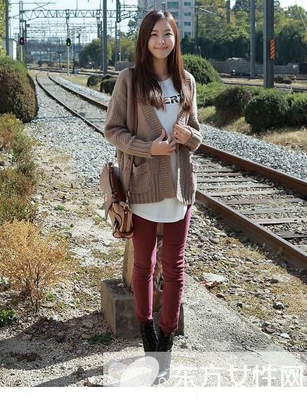 靴褲+短靴時尚搭配法 教你如何玩轉(zhuǎn)冬季潮流