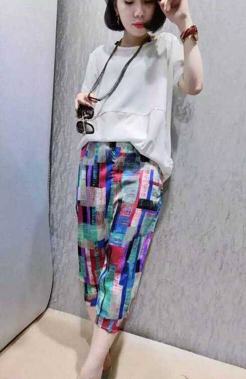 胖妹妹夏裝穿衣搭配法 這樣穿讓你顯瘦又好看