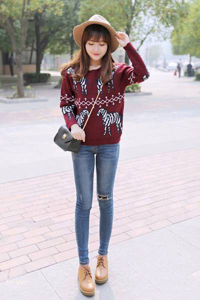 秋季毛衣復(fù)古風(fēng)搭配 這么穿你也是時(shí)尚達(dá)人