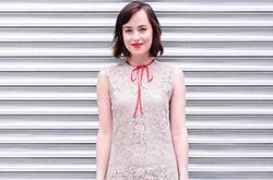 今夏必備扮靚單品蕾絲裙 跟著時尚寵兒這樣穿準沒錯